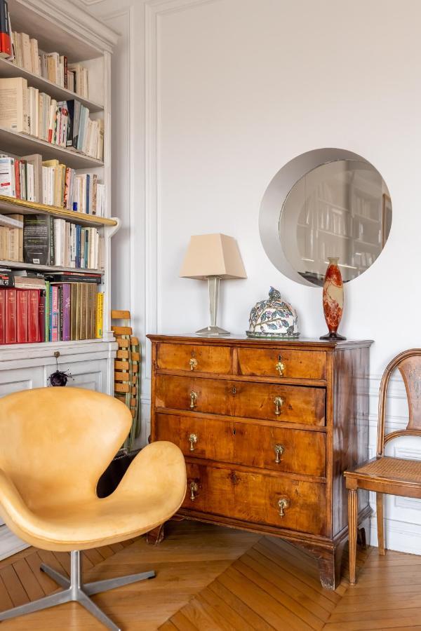 Veeve - Impressions Of The Eiffel Tower Apartment